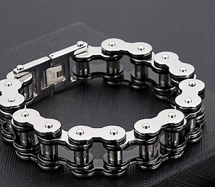 Konserwacja łańcucha motocyklowego