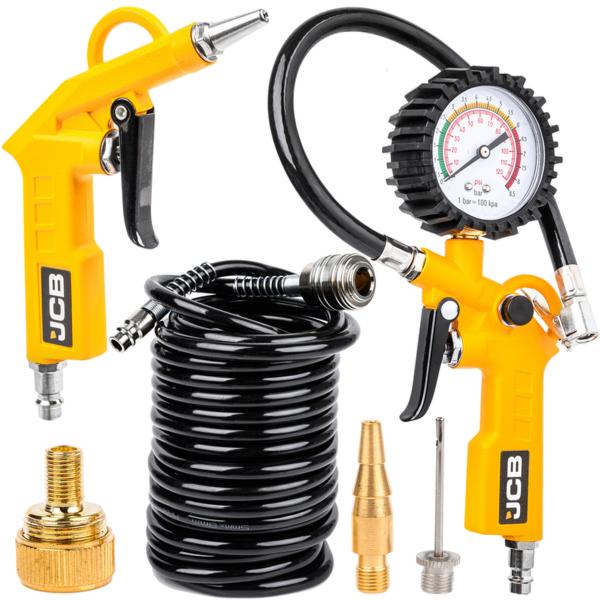 Pompowanie opon na stacji benzynowej