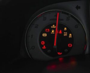 Co to jest tcs w samochodzie i jak wpływa na bezpieczeństwo jazdy?