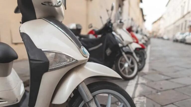 Kiedy i jak często warto robić przegląd motoroweru?