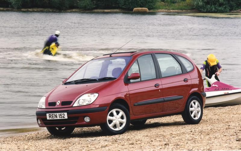 Wymiana akumulatora w Renault